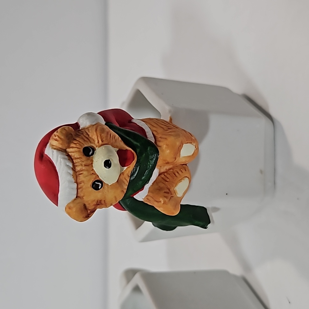 House of Lloyd Christmas Around the World VTG (2) Bear Candle Holders White Red - Picture 3 of 9